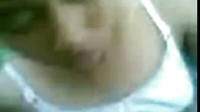 چست جسم بیبی شوقیہ سیکس ویڈیو پر ڈوگی اسٹائل چدائی